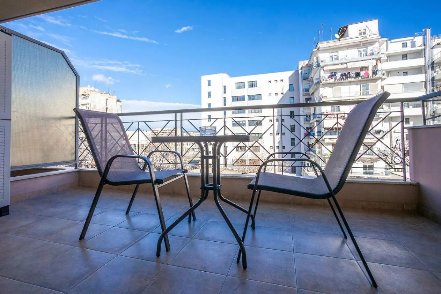 Apartment Railway Area Apt Thessaloniki Center 4P