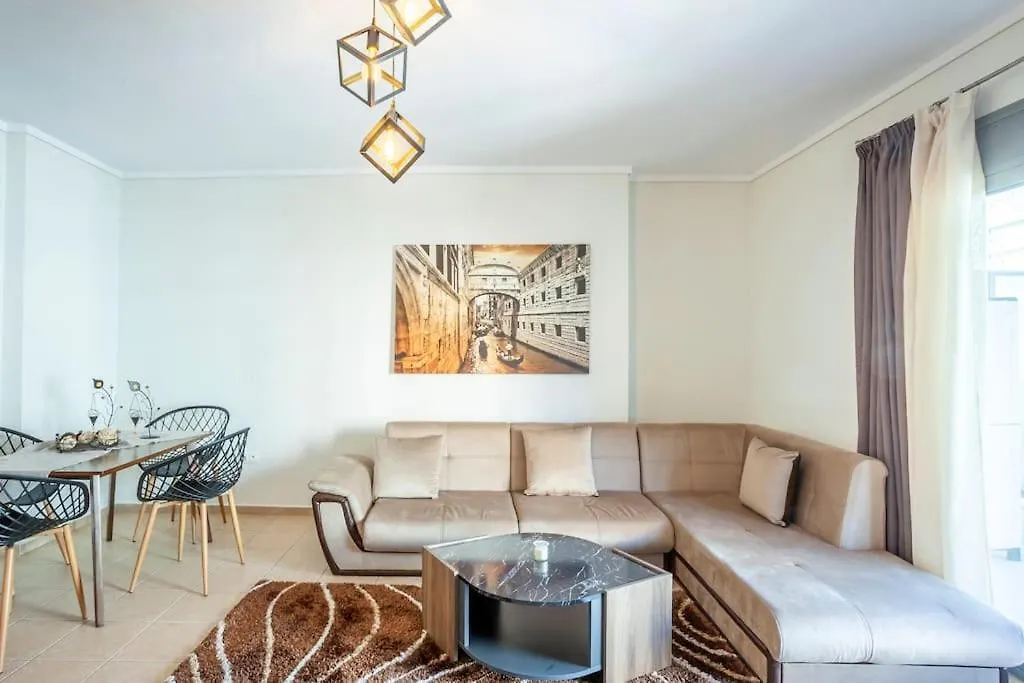 Railway Area Apt Thessaloniki Center 4P