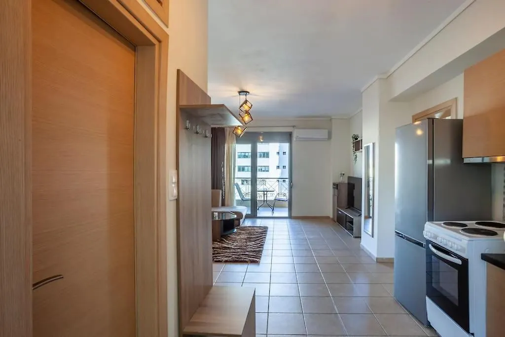 Railway Area Apt Thessaloniki Center 4P Apartment