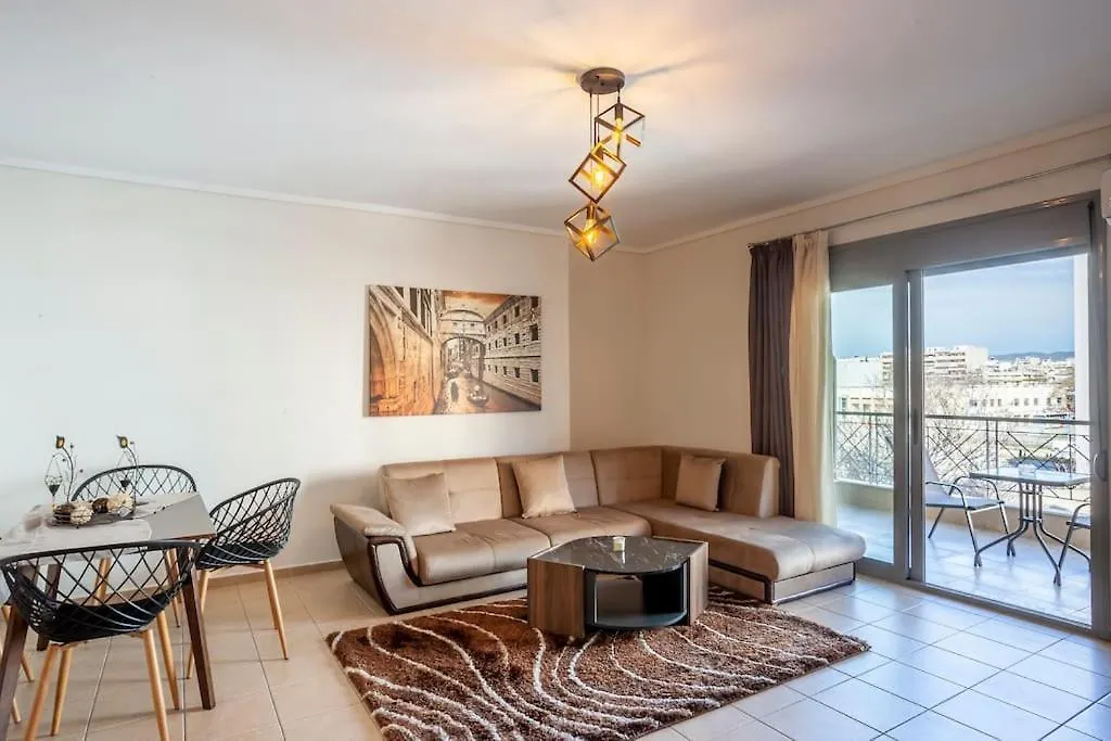Railway Area Apt Thessaloniki Center 4P